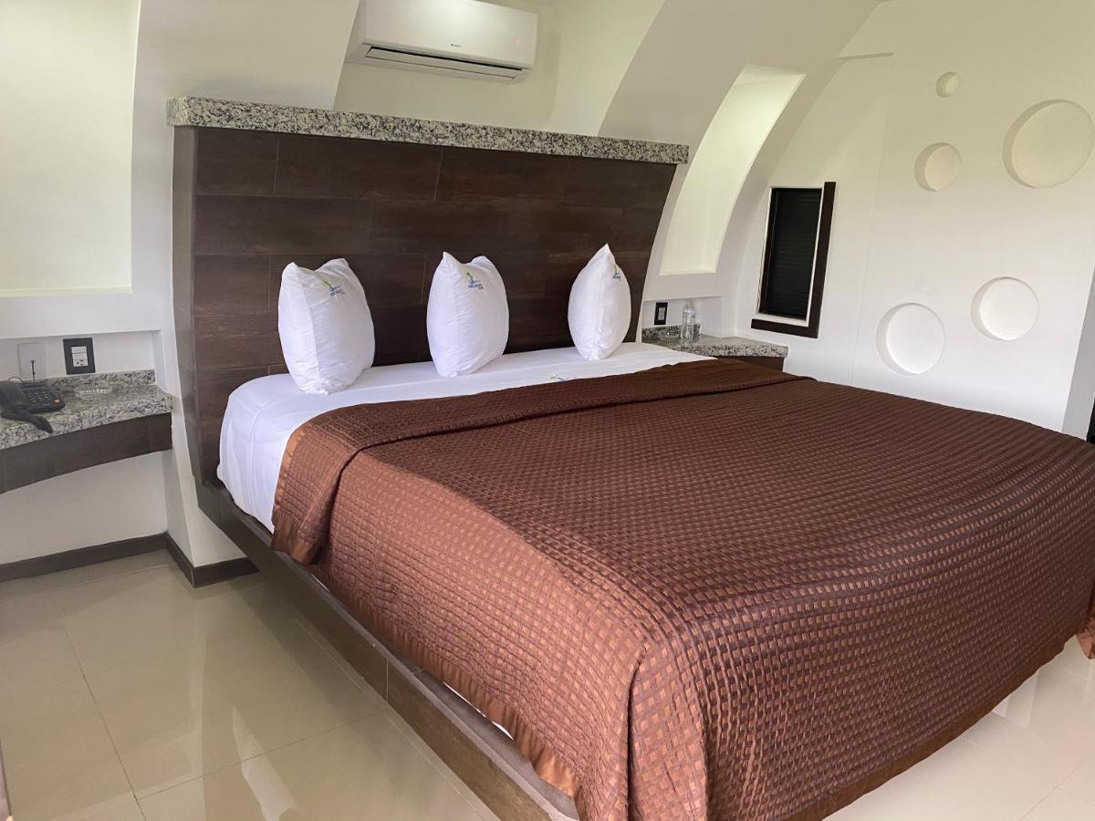Hotel Fiesta Росарито Экстерьер фото